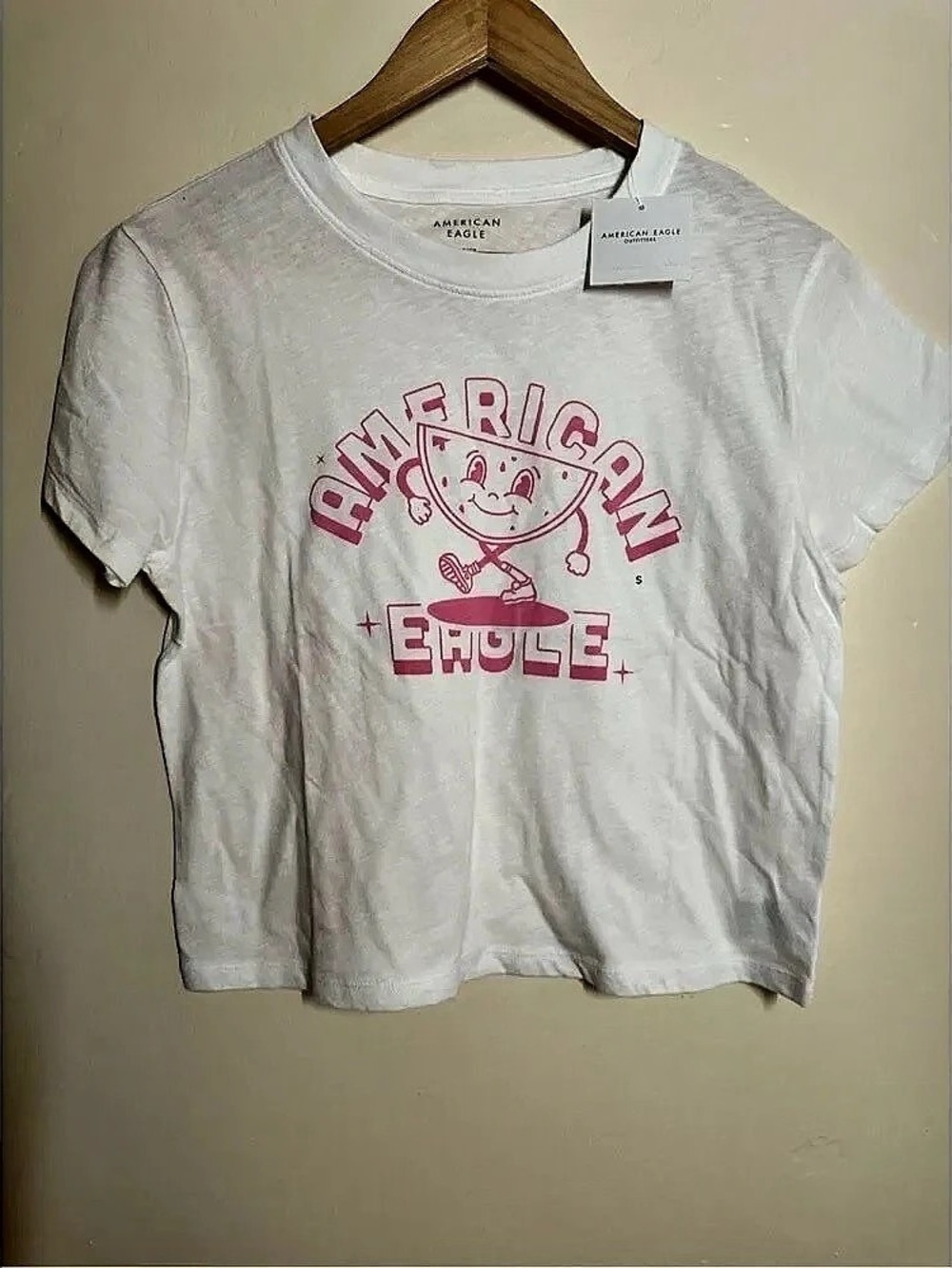 American Eagle Graphic Short Sleeve Tee in White & Pink Size Small NWT